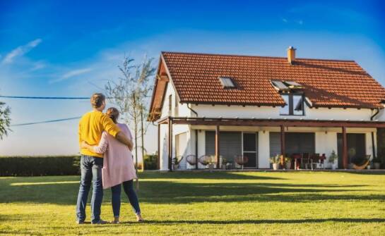 Całoroczny dom do wynajęcia – komfortowy wypoczynek przez wszystkie pory roku