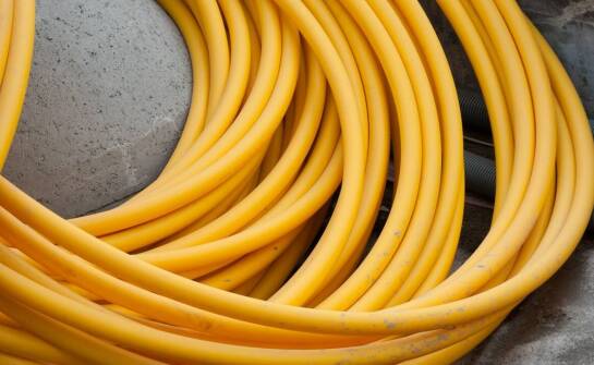 Węże elastyczne – zastosowania, rodzaje i zalety w domowych instalacjach