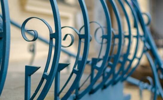 Jakie zalety mają bramki obrotowe?