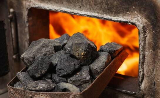 Miał węglowy jako paliwo do ogrzewania – właściwości, zastosowania, zalety
