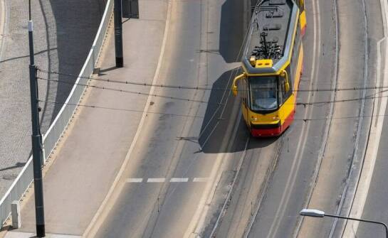 Usługi transportowe – najważniejsze funkcje i zastosowania w codziennym życiu