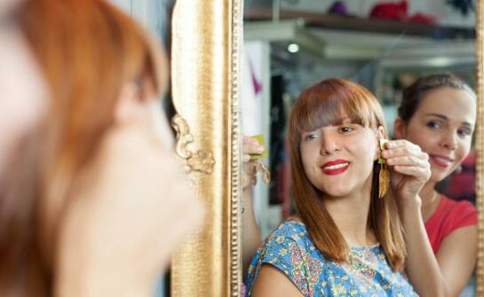 Jak wybrać idealne lustro na wymiar – najważniejsze wskazówki i inspiracje