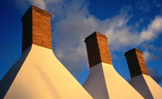 Budownictwo przemysłowe i konstrukcje kominów – kluczowe aspekty branży