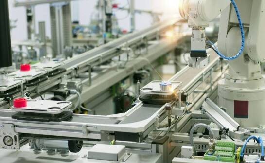 Automatyka przemysłowa – wpływ nowoczesnych systemów na wydajność produkcji