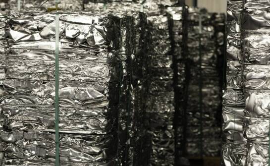 Wszystko, co warto wiedzieć o opakowaniach foliowych – praktyczne aspekty i ciekawostki