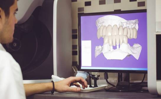 Tomografia komputerowa zębów – jak wygląda badanie i jakie daje rezultaty