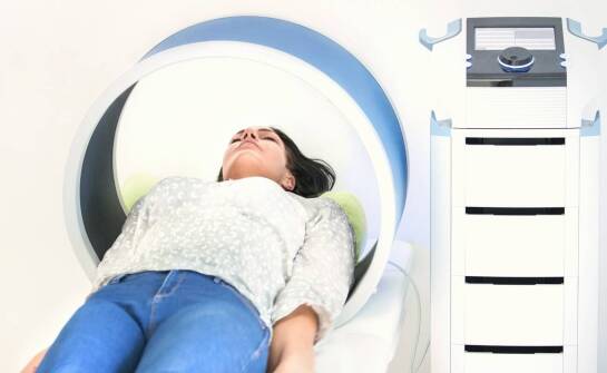 Tomografia komputerowa zębów – jak pomaga w diagnostyce stomatologicznej