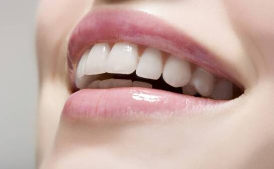 Efekty i trwałość wybielania zębów – co warto wiedzieć przed zabiegiem