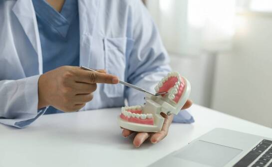 Jak przebiega konsultacja ortodontyczna i na co zwrócić uwagę przed leczeniem