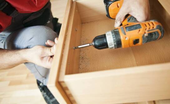 Jak wybrać nóżki do mebli zapewniające stabilność i efektowny wygląd