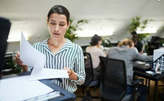 Sezonowe zatrudnienie – jak znaleźć pracę na krótki okres i co warto wiedzieć