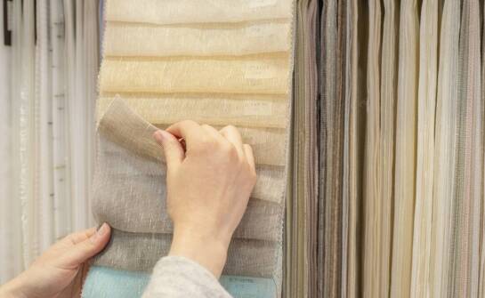 Rolety materiałowe – stylowe i praktyczne rozwiązanie do każdego wnętrza