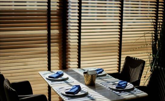 Rolety zewnętrzne – bezpieczeństwo, oszczędność energii i komfort każdego domu