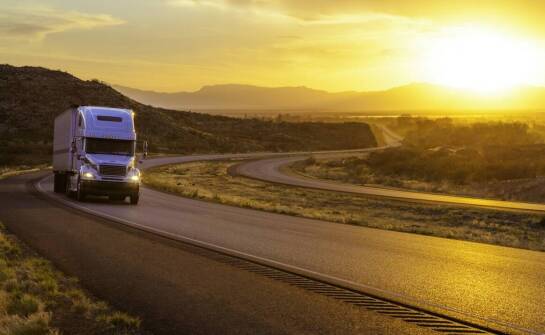 Wózki autonomiczne AGV – jakie technologie napędzają rozwój automatyzacji