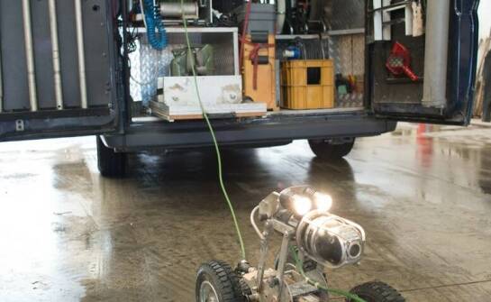 Wózki AGV – jak automatyczne systemy transportowe zmieniają produkcję