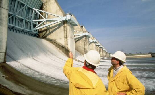 Zastosowanie robotów hydrotechnicznych w budownictwie wodnym – kluczowe informacje