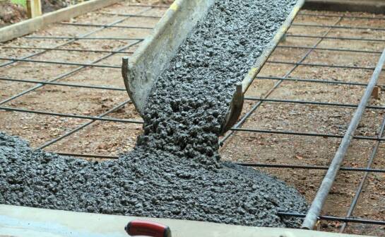 Jak krok po kroku przebiega montaż gabionów i do czego są wykorzystywane