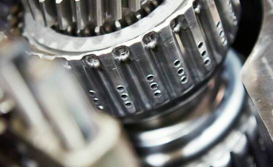 Reduktory i motoreduktory – kluczowe zastosowania w automatyzacji procesów