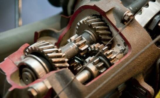 Przekładnie planetarne – działanie, budowa i typowe zastosowania w przemyśle