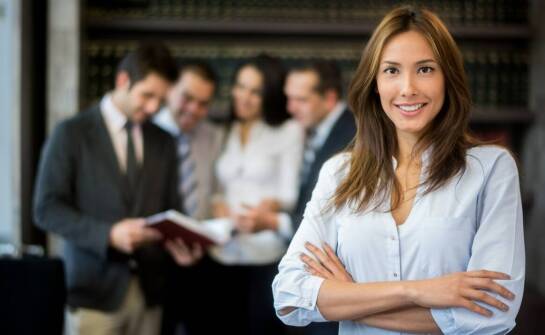 Kompleksowa obsługa kadrowa – jak ułatwia prowadzenie działalności gospodarczej