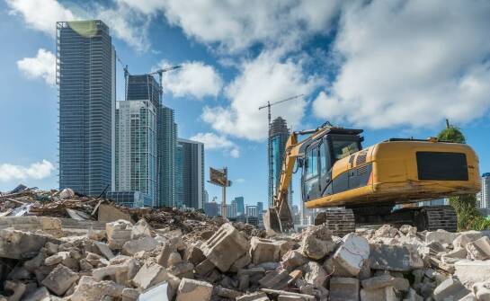 Wyburzenia – najczęstsze powody rozbiórek i wymagania formalne w budownictwie