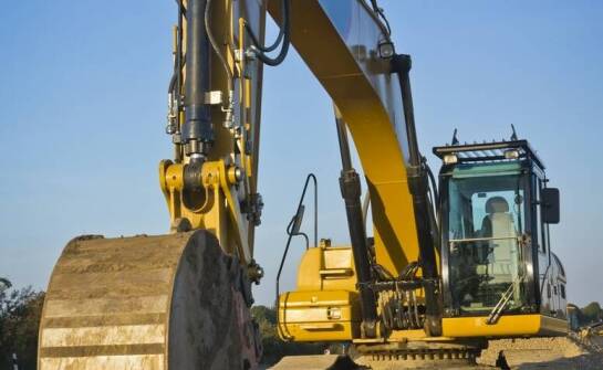 Jak działają koparki i jakie prace ziemne realizują na placach budowy