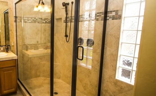 Kabiny prysznicowe – jak dobrać idealny model do każdej łazienki