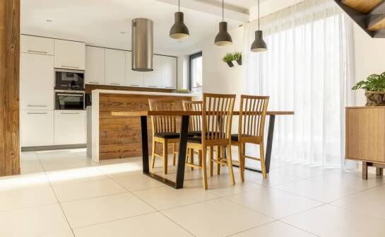 Jak wybrać wykładzinę PCV? Najważniejsze zalety i zastosowania