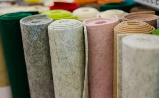 Wykładziny PCV – rodzaje, zastosowanie oraz praktyczne porady przy wyborze