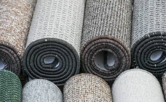 Wykładziny PCV – najważniejsze informacje, zalety i możliwości zastosowań