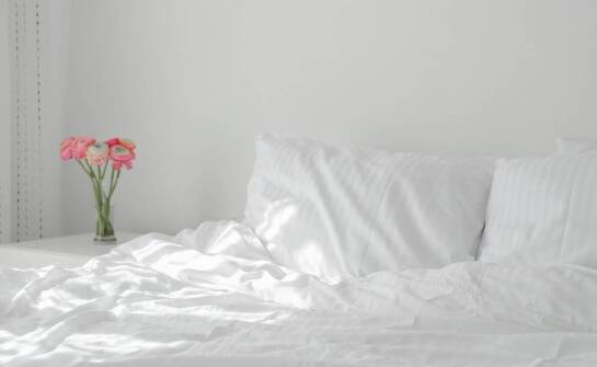 Bawełniana pościel – co warto wiedzieć przed zakupem i jak o nią dbać