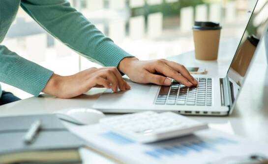 Usługi księgowe – jakie możliwości oferują małym i dużym firmom