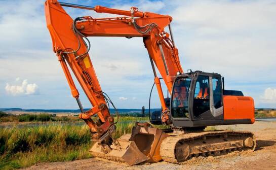 Wynajem maszyn budowlanych – kiedy się opłaca i jakie są możliwości
