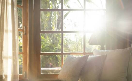 Jak poprawić izolację domu dzięki montażowi okien metodą ciepłego montażu
