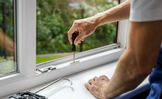 Automatyzacja wentylacji i komfort w domu – przegląd rozwiązań do okien