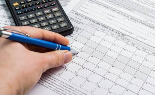 Obowiązki przedsiębiorcy przy rozliczeniach ZUS – kluczowe informacje i terminy