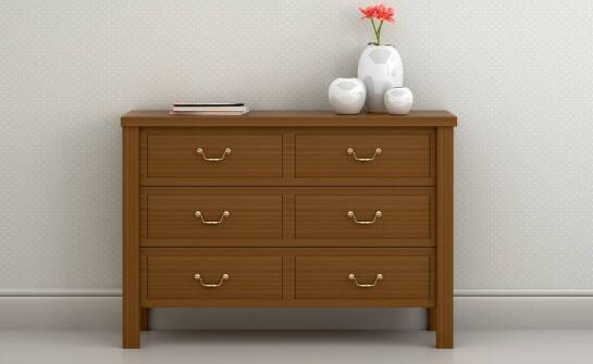 Komody z szufladami - jakie mają zalety?