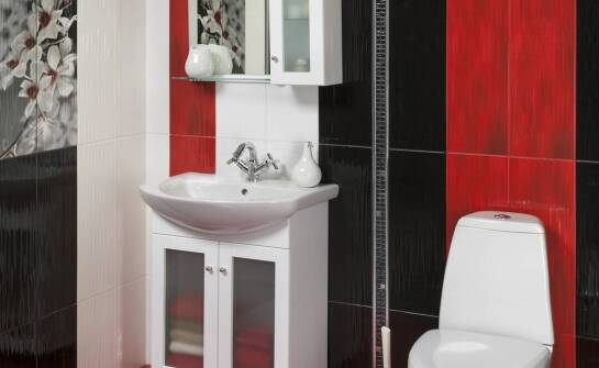 Funkcjonalne meble łazienkowe – inspiracje i sposoby na praktyczne wnętrze