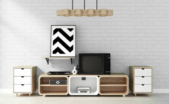 Stoliki RTV – inspiracje i praktyczne pomysły na aranżację salonu