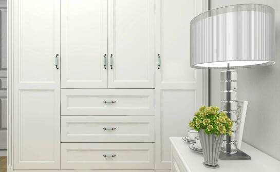 Szafy dopasowane do potrzeb domowników – inspiracje i praktyczne zastosowania