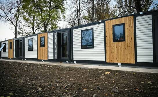 Domy modułowe – zalety, koszty i najważniejsze informacje przed decyzją