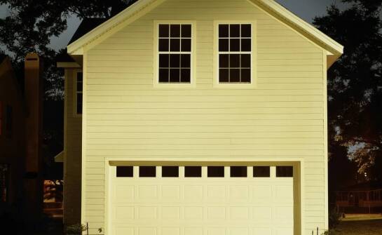 Wiaty samochodowe – czym się wyróżniają i jakie oferują możliwości?