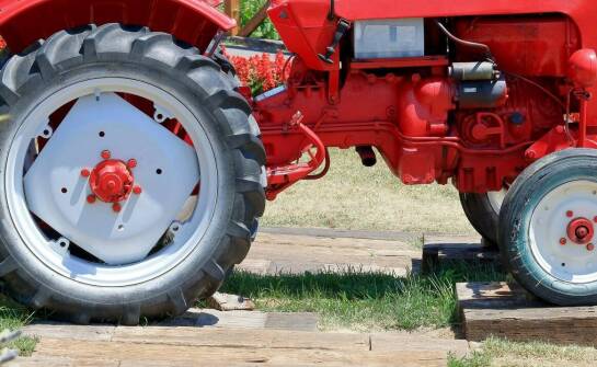 Części do Manitou – najważniejsze informacje i praktyczne zastosowania