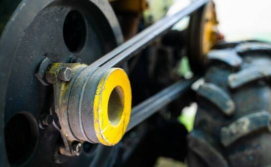 Najczęstsze usterki maszyn rolniczych i sposoby doboru części zamiennych