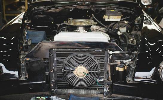 Jak działają urządzenia do chłodzenia nadwozi skrzyniowych i kiedy warto je stosować