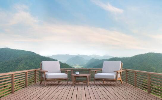 Leżaki reklamowe z nadrukiem – zalety, zastosowania i inspiracje marketingowe