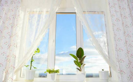 Plastikowe okna – najważniejsze cechy, zalety i popularne rozwiązania