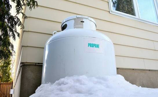 Jak skutecznie gromadzić i wykorzystywać deszczówkę w domu i ogrodzie