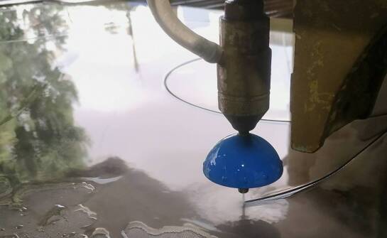 Gromadzenie deszczówki – praktyczne zastosowania zbiorników w gospodarstwie