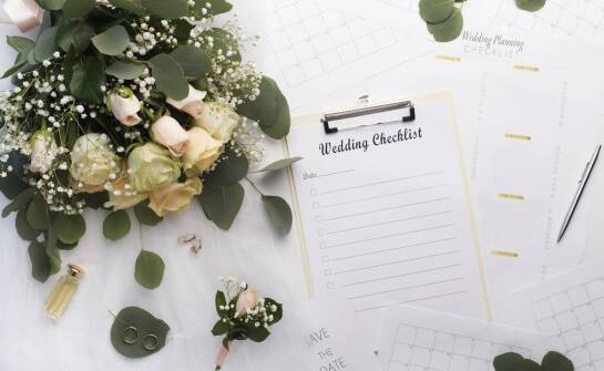 Niezapomniane wesele – inspiracje i pomysły na organizację udanego przyjęcia